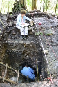 C95G Diane drawing section and Jaime finishing excavation